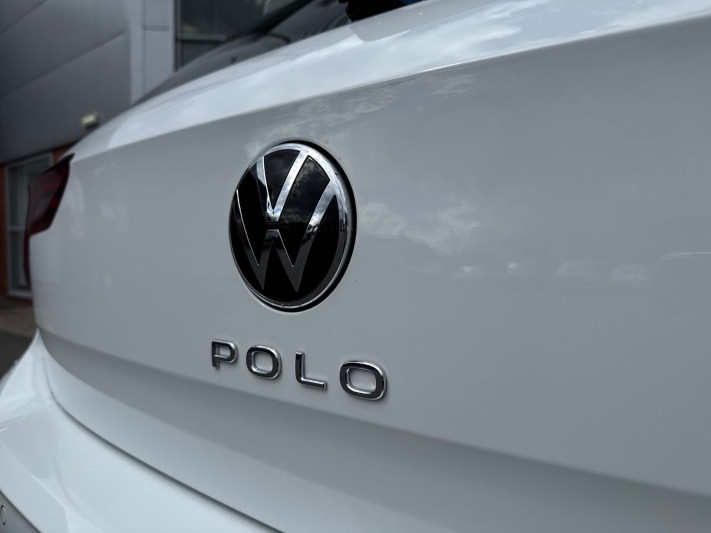  VOLKSWAGEN POLO 1.0 TSI Match 5dr 5311405