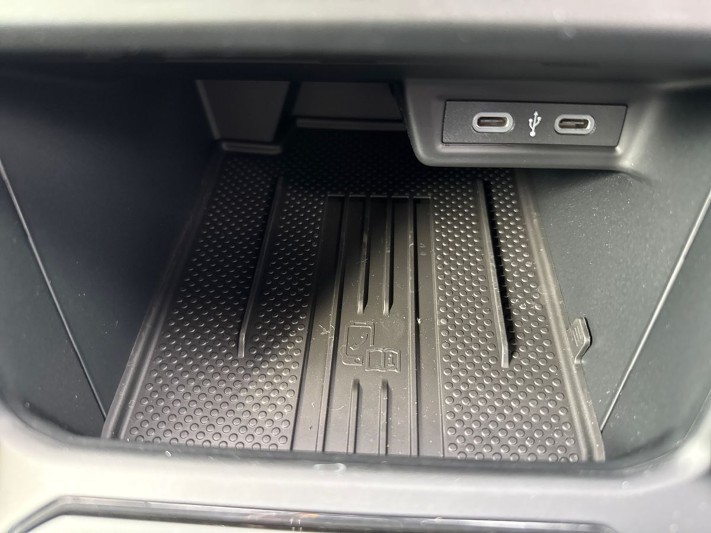  VOLKSWAGEN POLO 1.0 TSI Match 5dr 5311422