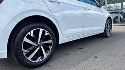 VOLKSWAGEN POLO 1.0 TSI Match 5dr 5311399