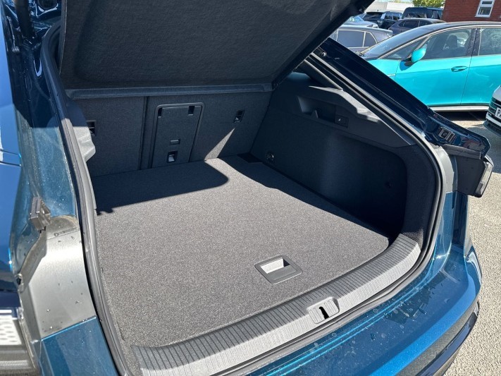  VOLKSWAGEN ID.7 210kW Match Pro S Plus 86kWh 5dr Auto 5348683