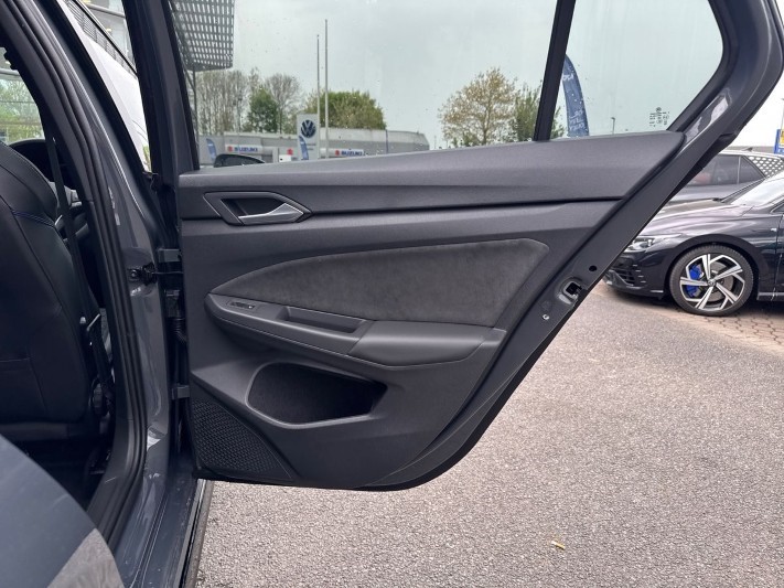  VOLKSWAGEN GOLF 1.5 TSI 150 Black Edition 5dr 5340268