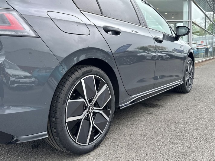  VOLKSWAGEN GOLF 1.5 TSI 150 Black Edition 5dr 5340248