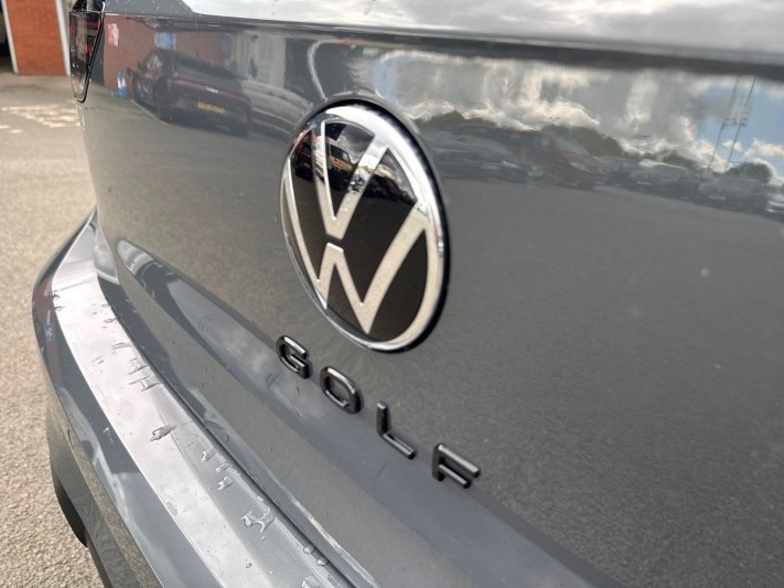  VOLKSWAGEN GOLF 1.5 TSI 150 Black Edition 5dr 5340254