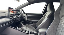 VOLKSWAGEN GOLF 1.5 TSI 150 Black Edition 5dr 5340210