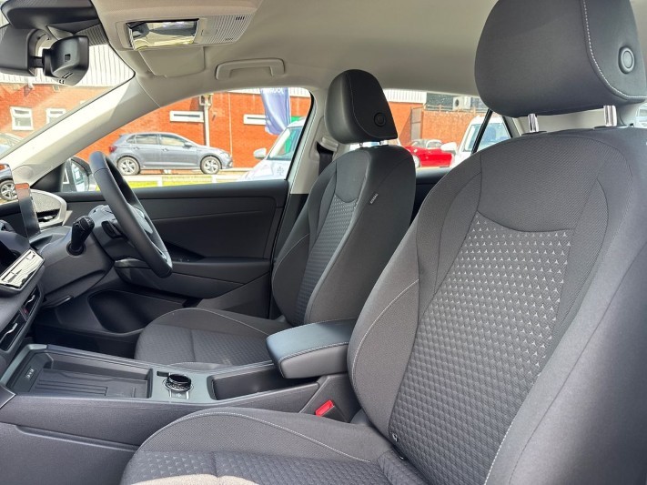  VOLKSWAGEN T-ROC 1.5 eTSI 150 Life 5dr DSG 5522665