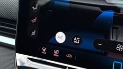 VOLKSWAGEN T-ROC 1.5 eTSI 150 Life 5dr DSG 5522660