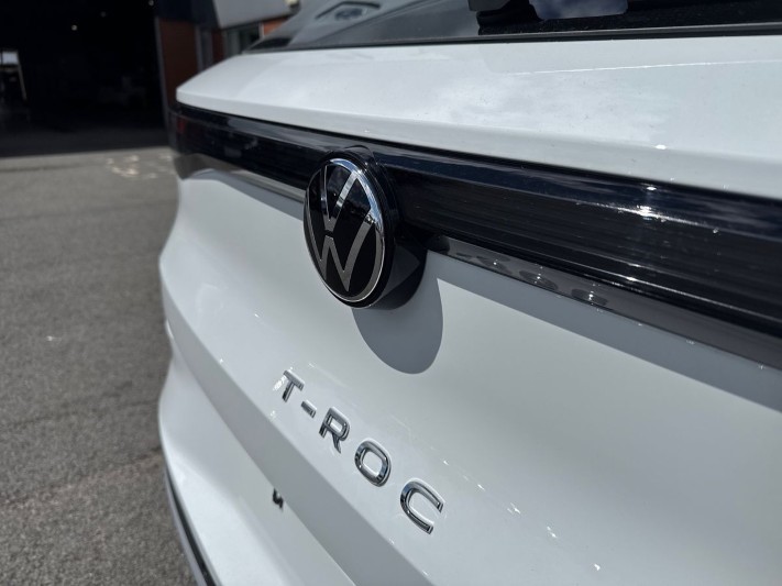  VOLKSWAGEN T-ROC 1.5 eTSI 150 Life 5dr DSG 5522677