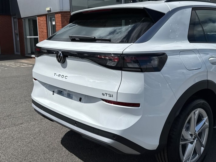  VOLKSWAGEN T-ROC 1.5 eTSI 150 Life 5dr DSG 5522676