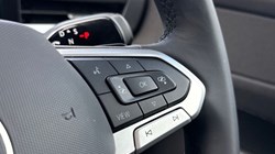 VOLKSWAGEN T-ROC 1.5 eTSI 150 Life 5dr DSG 5522651