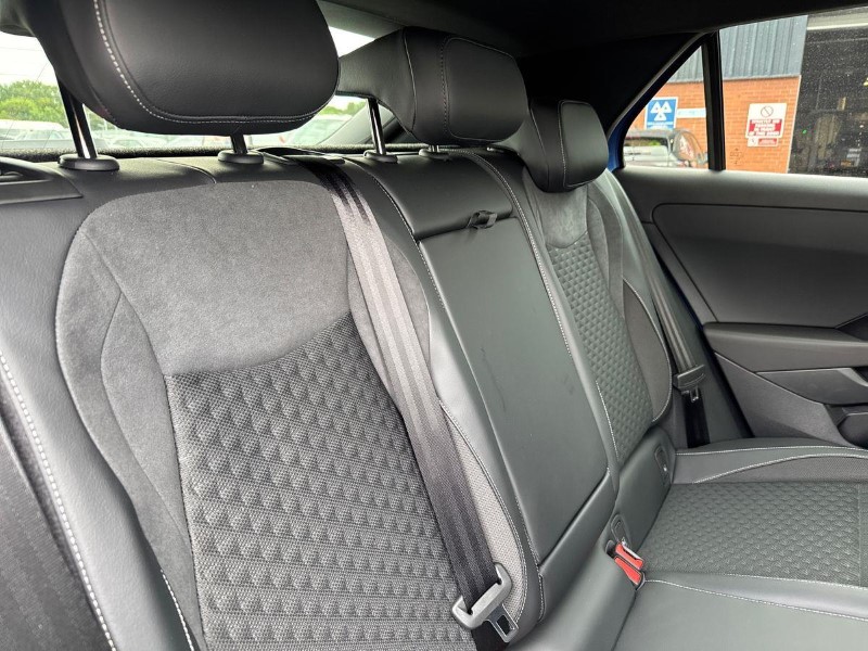  VOLKSWAGEN T-ROC 1.5 eTSI 150 R-Line 5dr DSG 5580831