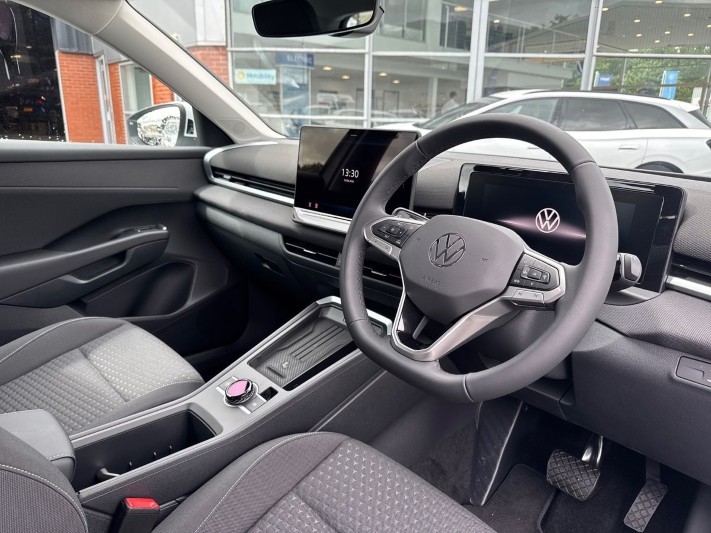  VOLKSWAGEN T-ROC 1.5 eTSI Life 5dr DSG 5468984