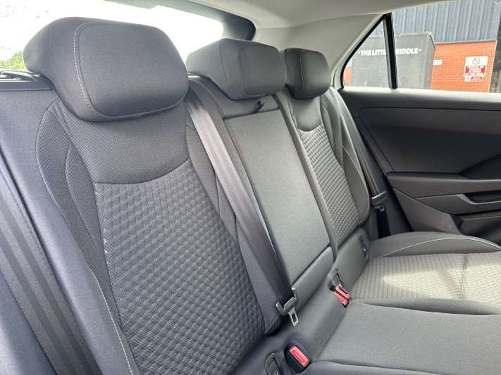  VOLKSWAGEN T-ROC 1.5 eTSI Life 5dr DSG 5469006