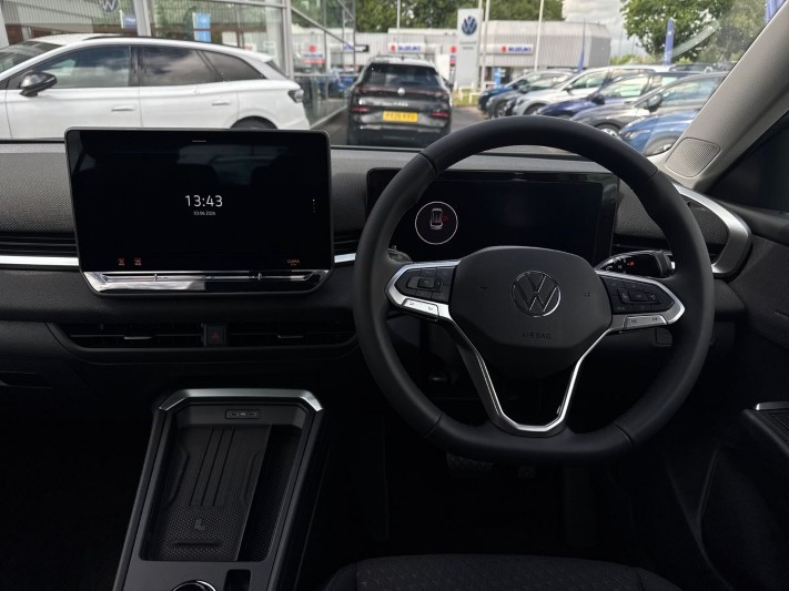  VOLKSWAGEN T-ROC 1.5 eTSI Life 5dr DSG 5468995