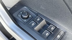 VOLKSWAGEN T-CROSS 1.0 TSI 115 Match 5dr 5589917