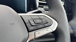 VOLKSWAGEN TIGUAN 1.5 eTSI 150 R-Line 5dr DSG 5818510