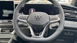 VOLKSWAGEN TIGUAN 1.5 eTSI 150 R-Line 5dr DSG 5818508