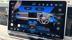 VOLKSWAGEN TIGUAN 1.5 eTSI 150 R-Line 5dr DSG 5818517