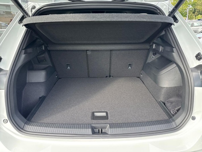  VOLKSWAGEN TIGUAN 1.5 eTSI 150 R-Line 5dr DSG 5818525