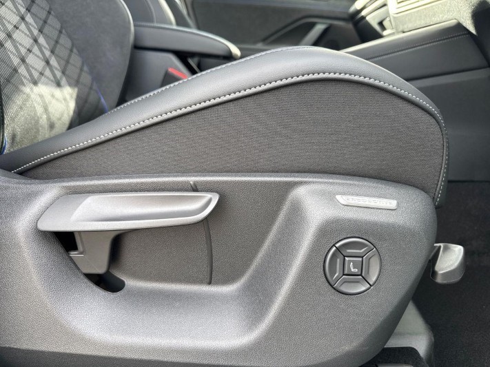  VOLKSWAGEN TIGUAN 1.5 eTSI 150 R-Line 5dr DSG 5818505