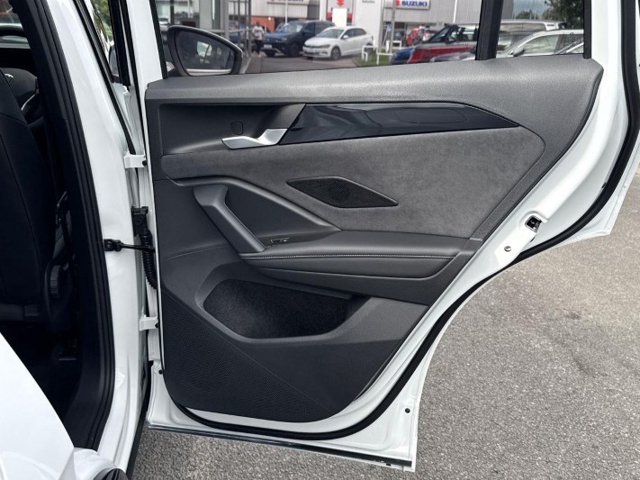  VOLKSWAGEN TIGUAN 1.5 eTSI 150 R-Line 5dr DSG 5818551