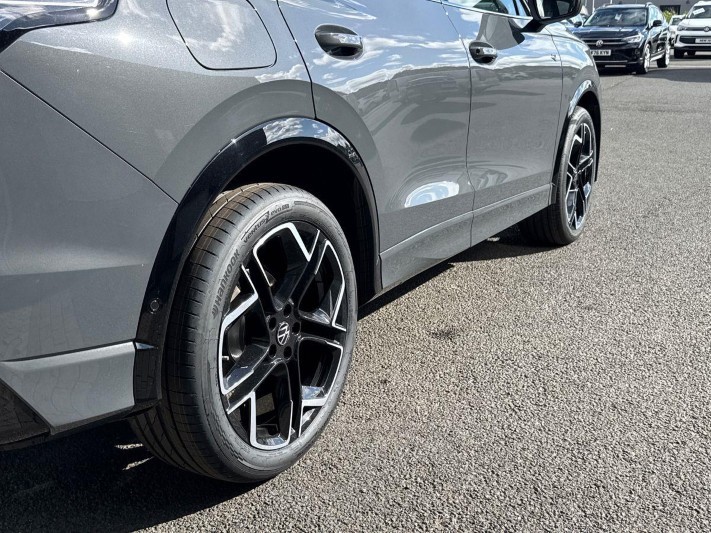  VOLKSWAGEN TIGUAN 1.5 eTSI 150 R-Line 5dr DSG 5823811