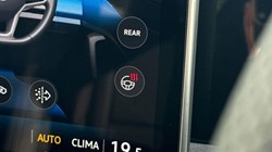 VOLKSWAGEN TIGUAN 1.5 eTSI 150 R-Line 5dr DSG 5823841