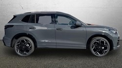 VOLKSWAGEN TIGUAN 1.5 eTSI 150 R-Line 5dr DSG 5823774
