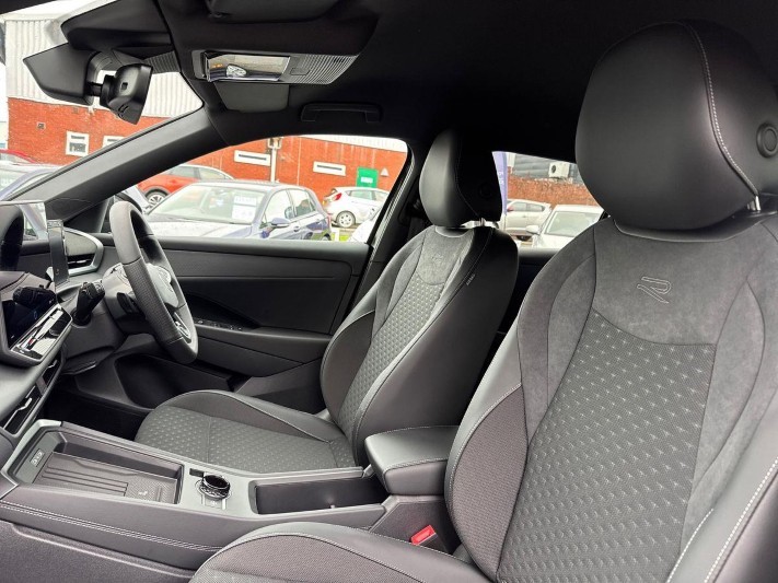  VOLKSWAGEN T-ROC 1.5 eTSI 150 R-Line 5dr DSG [Leather Comfort/Tech] 5797954