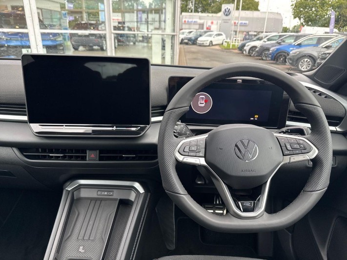  VOLKSWAGEN T-ROC 1.5 eTSI 150 R-Line 5dr DSG [Leather Comfort/Tech] 5797942