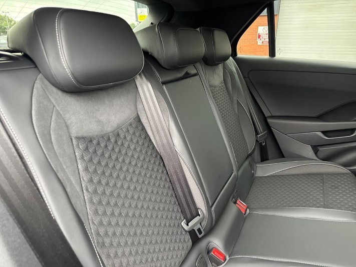  VOLKSWAGEN T-ROC 1.5 eTSI 150 R-Line 5dr DSG [Leather Comfort/Tech] 5797953