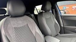 VOLKSWAGEN T-ROC 1.5 eTSI 150 R-Line 5dr DSG 5580658