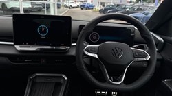VOLKSWAGEN T-ROC 1.5 eTSI 150 R-Line 5dr DSG 5580646