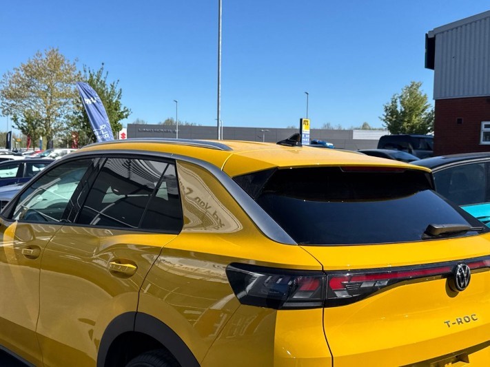  VOLKSWAGEN T-ROC 1.5 eTSI Style 5dr DSG 5354352