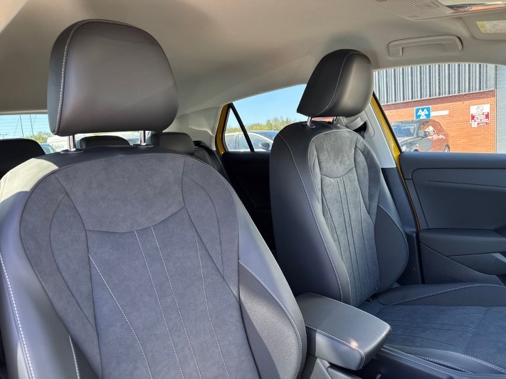  VOLKSWAGEN T-ROC 1.5 eTSI Style 5dr DSG 5354322