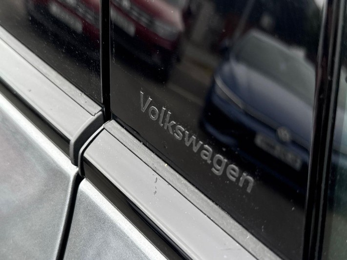  VOLKSWAGEN PASSAT 1.5 eTSI R-Line 5dr DSG 5578332