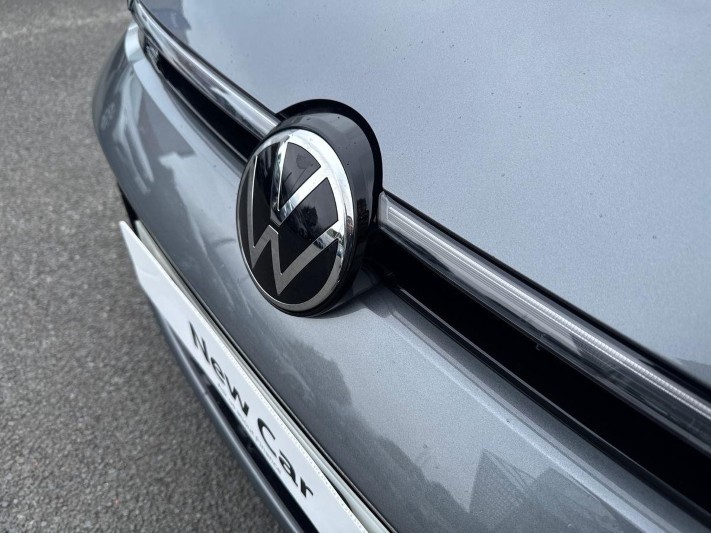  VOLKSWAGEN PASSAT 1.5 eTSI R-Line 5dr DSG 5578321