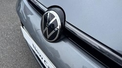VOLKSWAGEN PASSAT 1.5 eTSI R-Line 5dr DSG 5578321