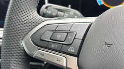VOLKSWAGEN PASSAT 1.5 eTSI R-Line 5dr DSG 5578299