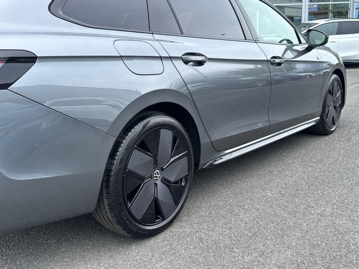  VOLKSWAGEN PASSAT 1.5 eTSI R-Line 5dr DSG 5578319