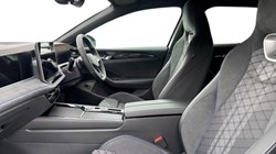 VOLKSWAGEN PASSAT 1.5 eTSI R-Line 5dr DSG 5578285