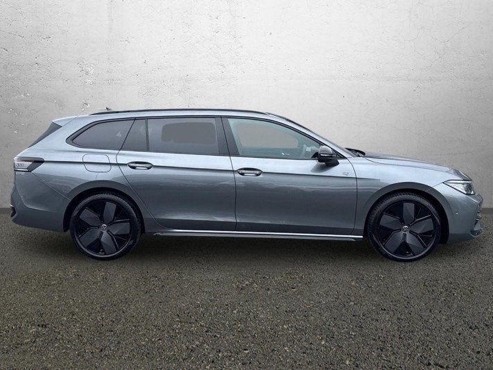  VOLKSWAGEN PASSAT 1.5 eTSI R-Line 5dr DSG 5578282