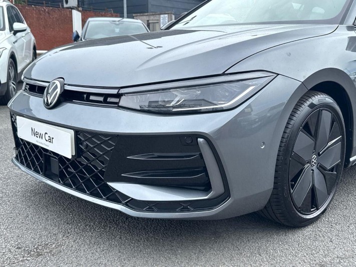  VOLKSWAGEN PASSAT 1.5 eTSI R-Line 5dr DSG 5578322