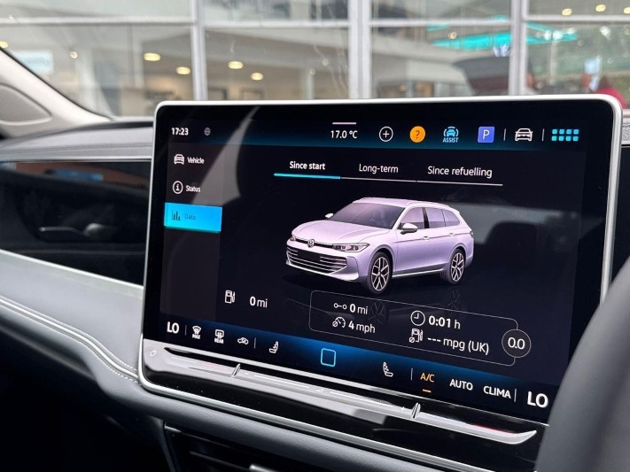 VOLKSWAGEN PASSAT 1.5 eTSI Life 5dr DSG 5844357