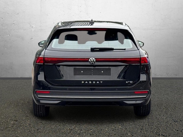  VOLKSWAGEN PASSAT 1.5 eTSI Life 5dr DSG 5844336