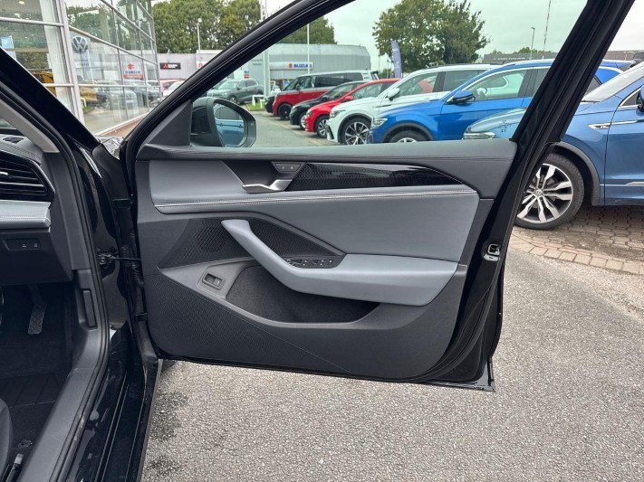  VOLKSWAGEN PASSAT 1.5 eTSI Life 5dr DSG 5844341