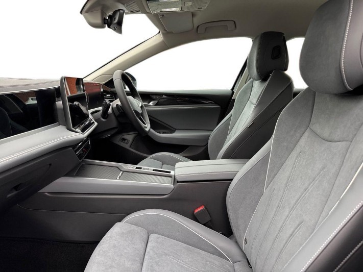  VOLKSWAGEN PASSAT 1.5 eTSI Life 5dr DSG 5844334