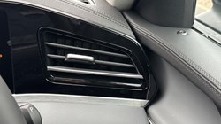 VOLKSWAGEN PASSAT 1.5 eTSI Life 5dr DSG 5844359