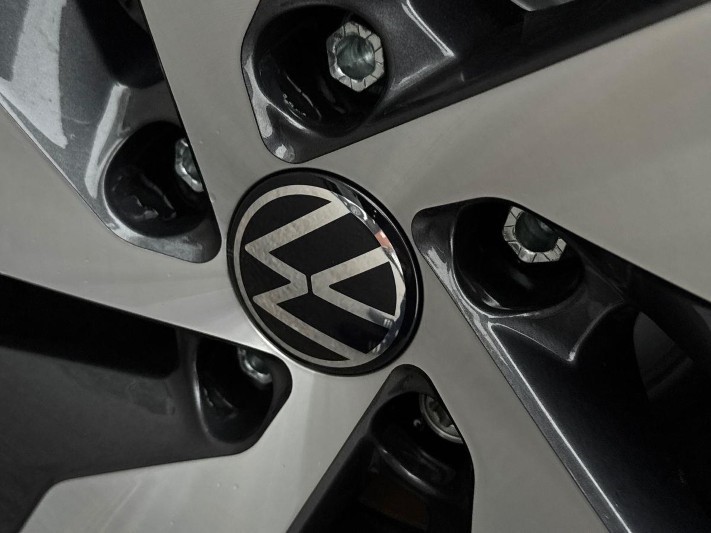  VOLKSWAGEN PASSAT 1.5 eTSI Life 5dr DSG 5844377