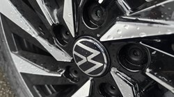 VOLKSWAGEN T-ROC 1.5 eTSI 150 Life 5dr DSG 5468627