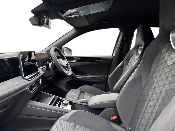  VOLKSWAGEN TIGUAN 2.0 TDI R-Line 5dr DSG 5589764
